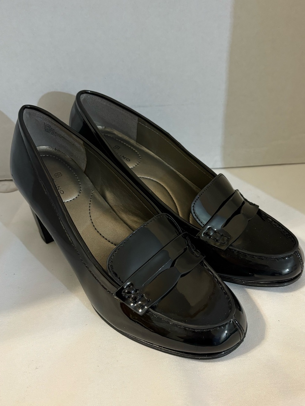 Bandolino black patent leather block heel loafer pumps women’s 6.5 penny keeper - Picture 4 of 10